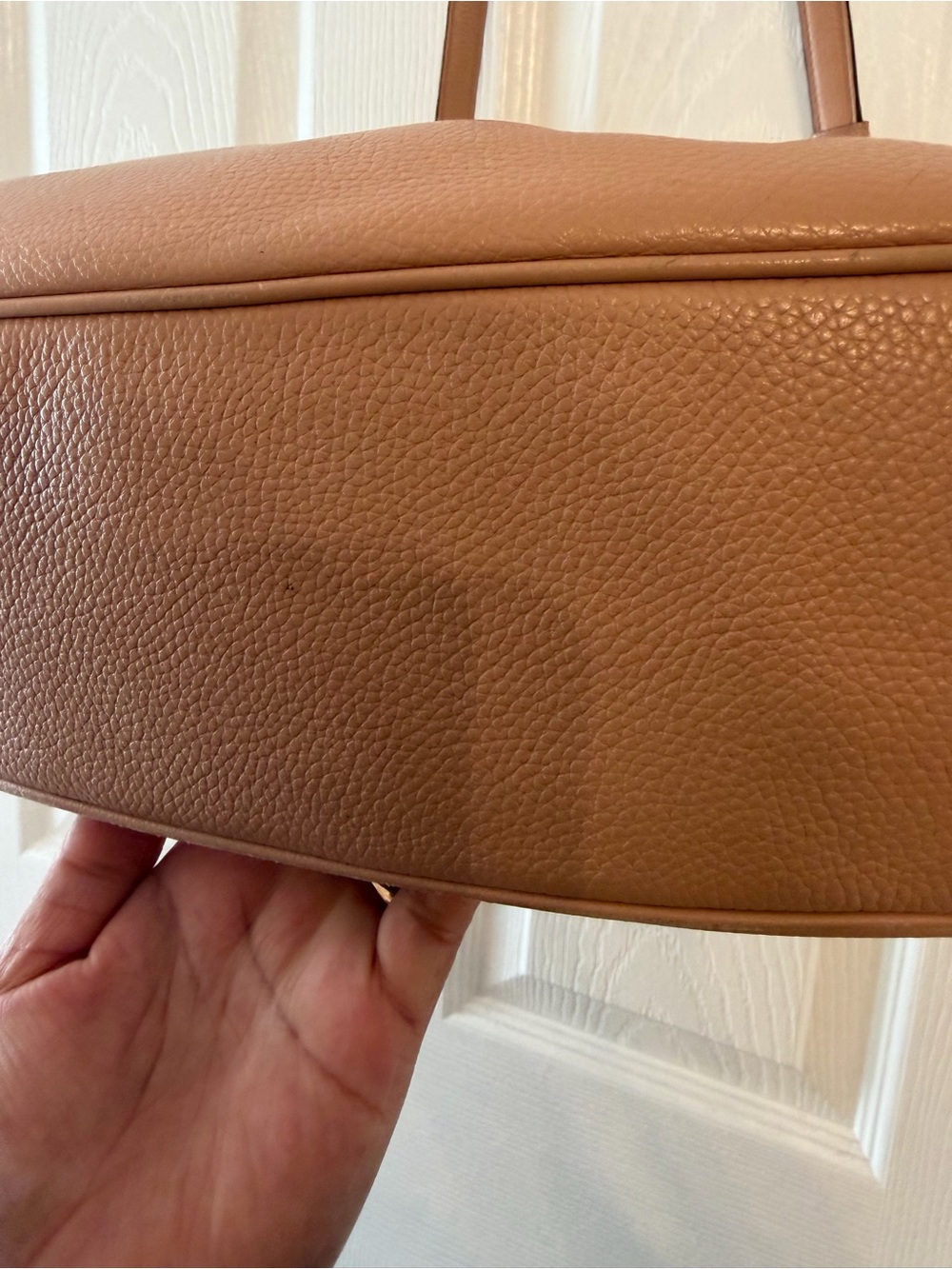 Coach Pebbled Leather Hobo in Tan Brown with Gold Hardware - Picture 4 of 10